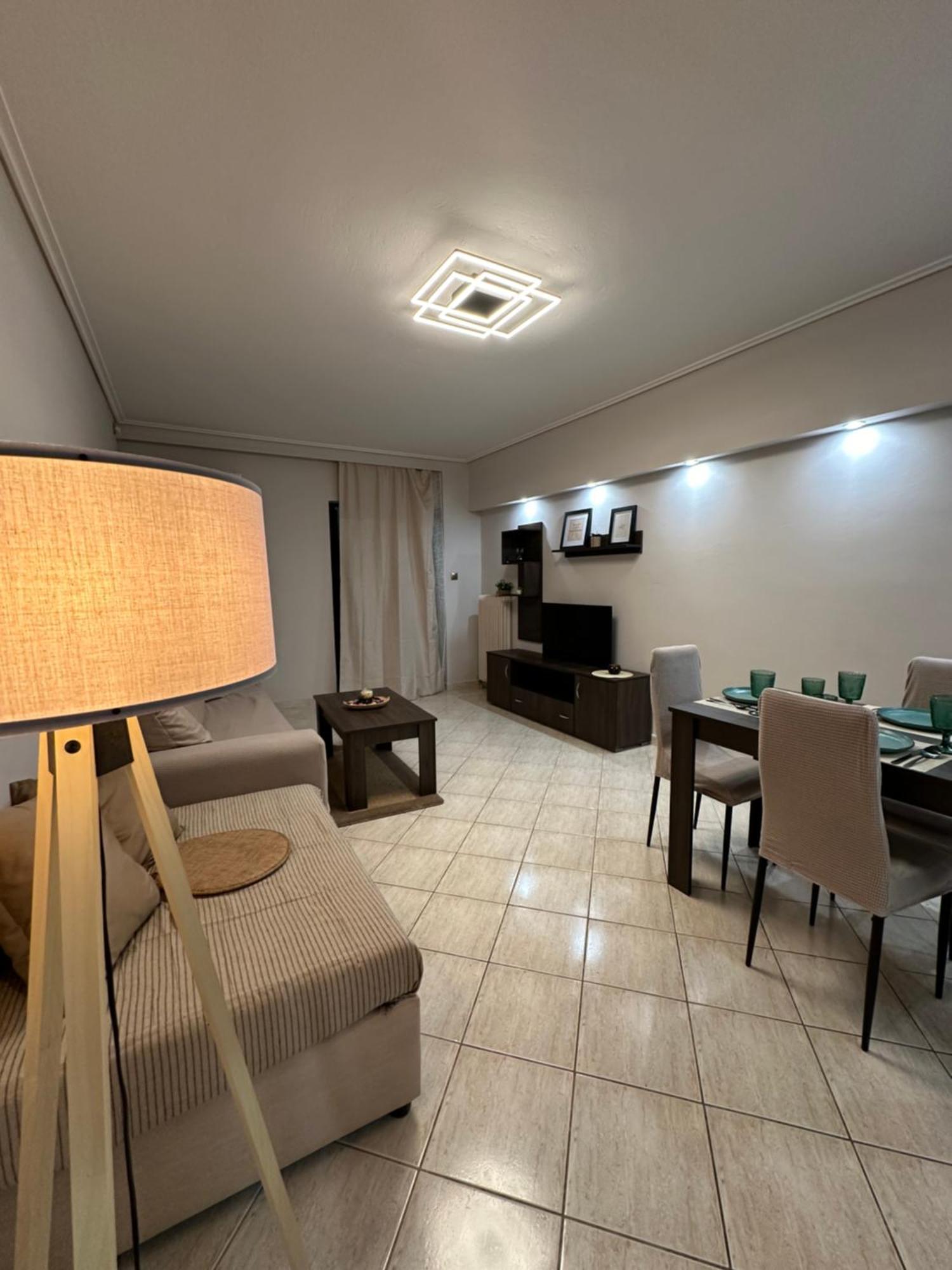 Lux Apartment Next To The Sea ピレウス エクステリア 写真