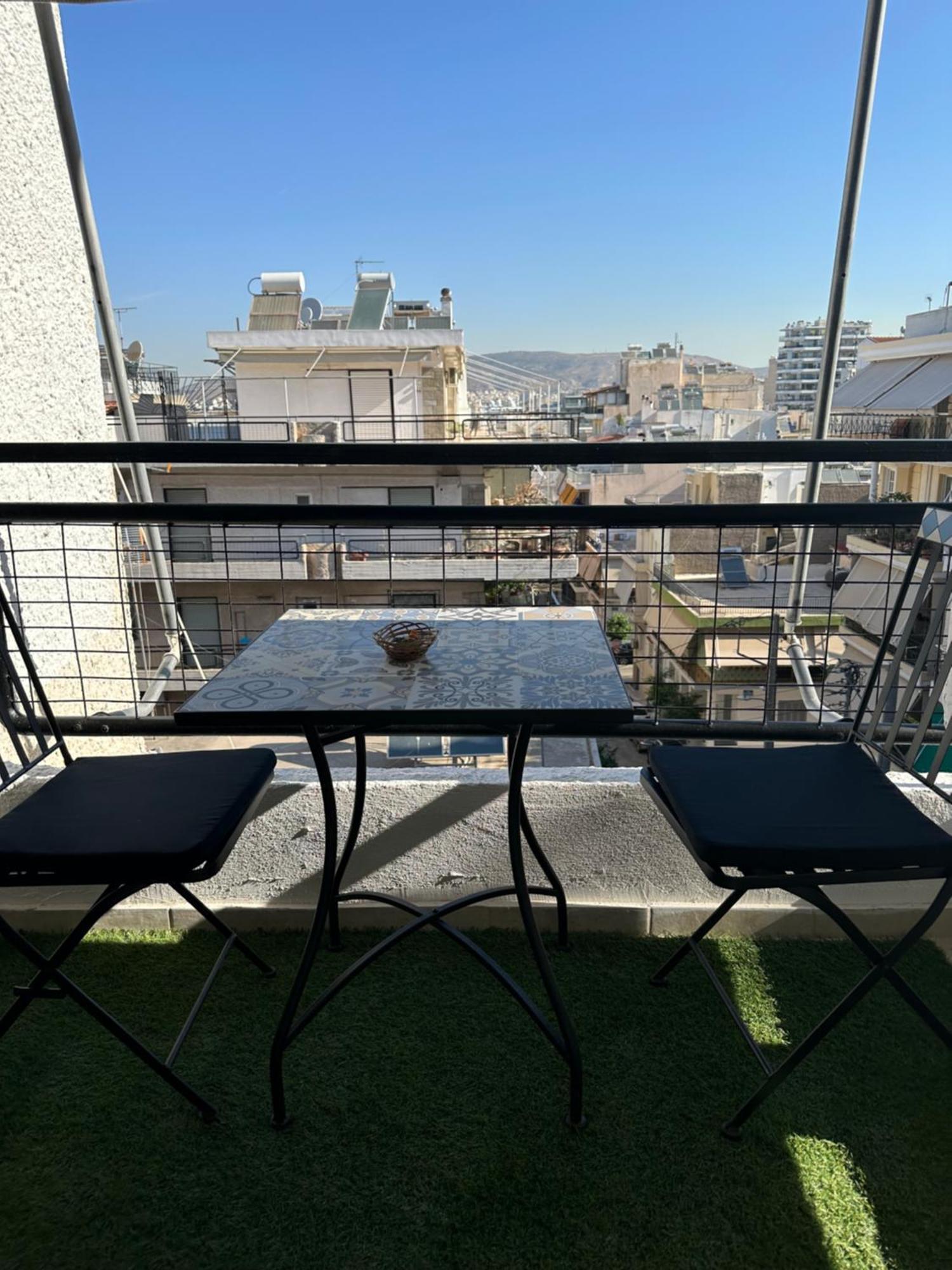 Lux Apartment Next To The Sea ピレウス エクステリア 写真