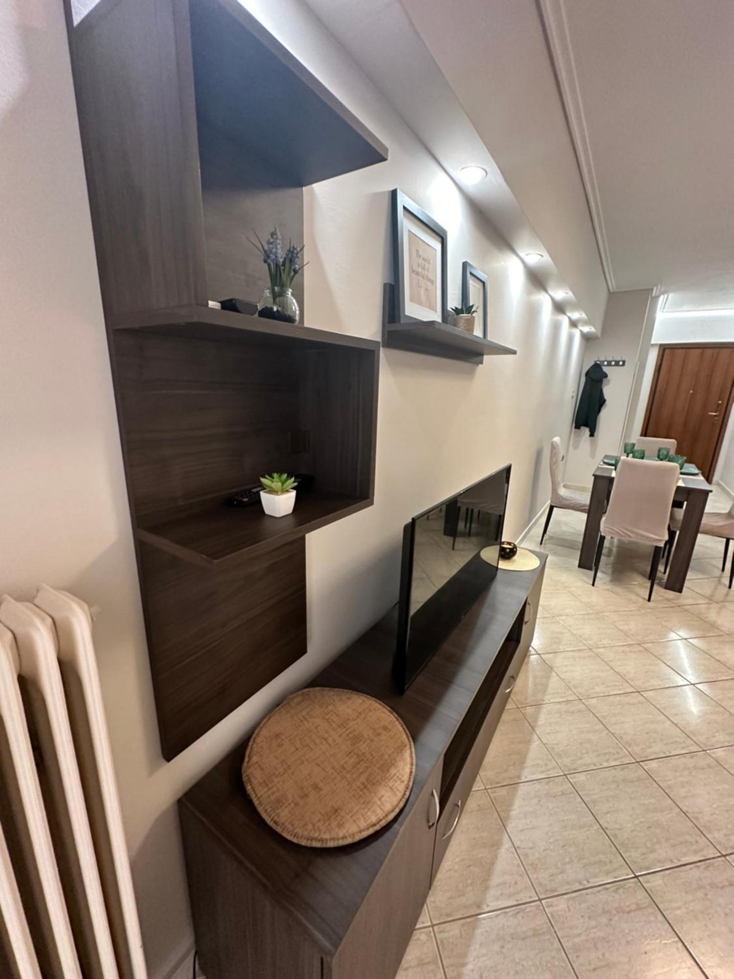 Lux Apartment Next To The Sea ピレウス エクステリア 写真