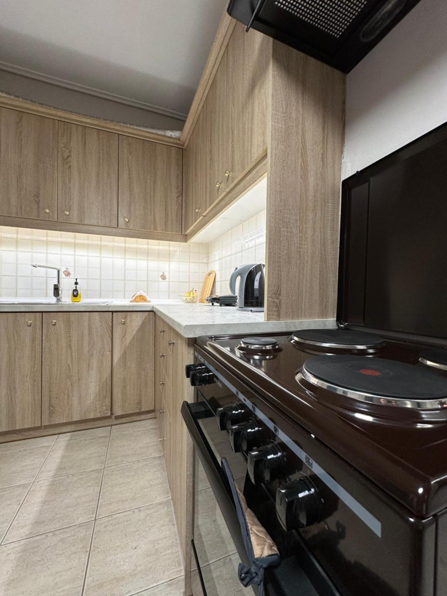 Lux Apartment Next To The Sea ピレウス エクステリア 写真