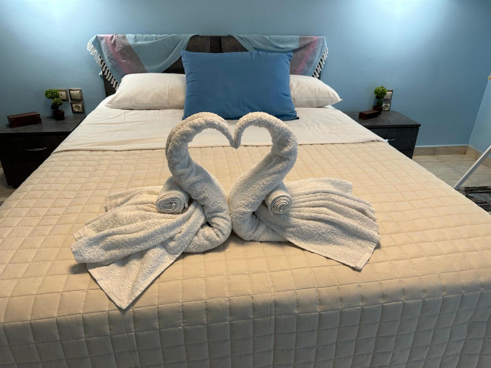 Lux Apartment Next To The Sea ピレウス エクステリア 写真